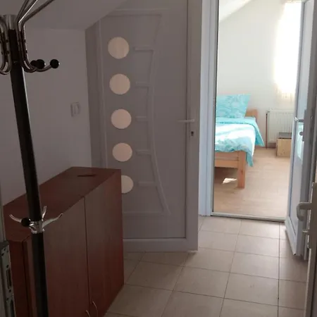 Sobe Sa Zasebnim Kupatilom - Prenociste Zajazd *