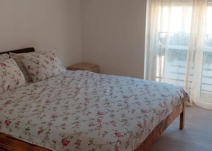 Sobe Sa Zasebnim Kupatilom - Prenociste Inn